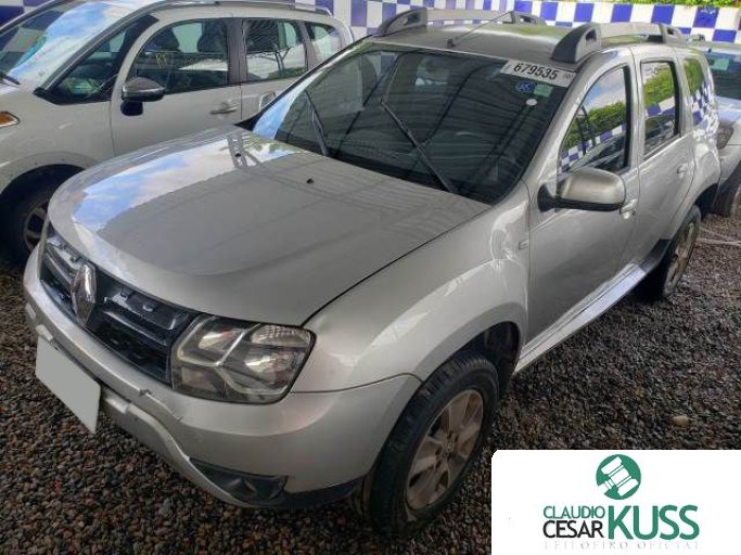 RENAULT DUSTER 18/18