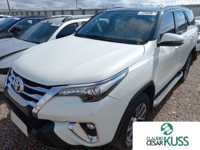 TOYOTA HILUX SW4 18/19 