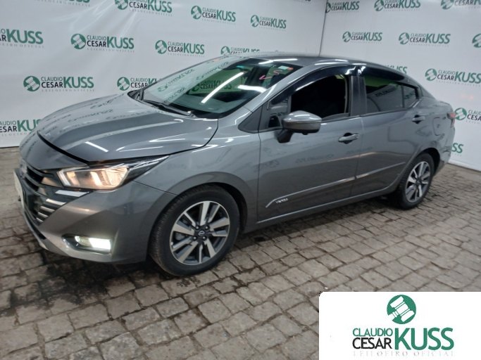 NISSAN VERSA 24/25