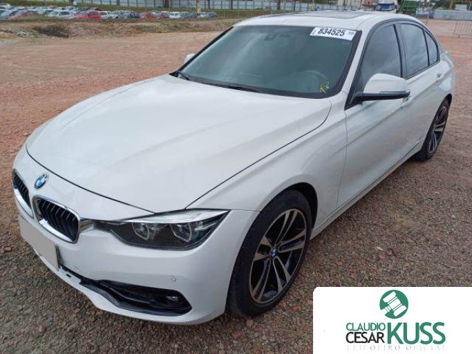 BMW 320i 18/18