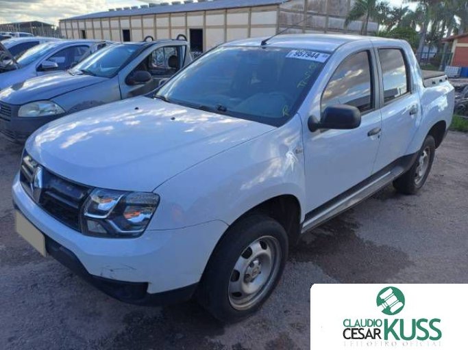 RENAULT DUSTER OROCH 18/18