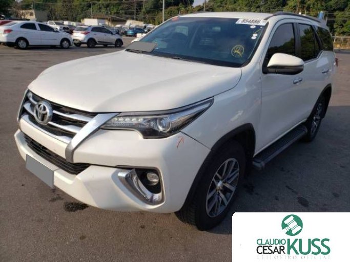 TOYOTA HILUX SW4 18/19