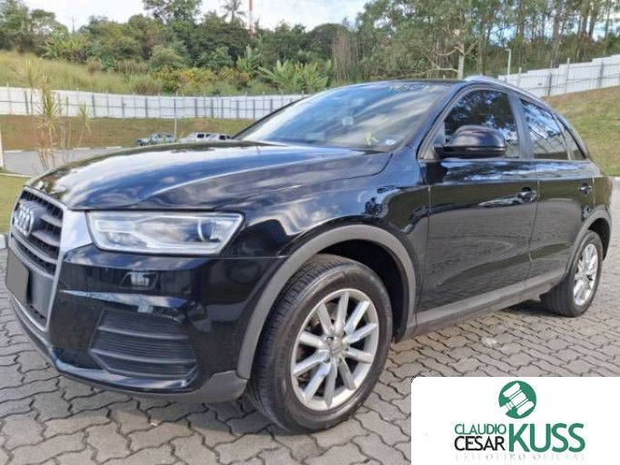 AUDI Q3 15/16