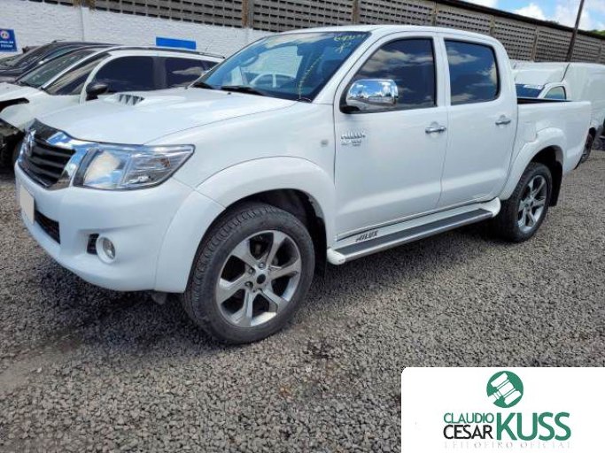 TOYOTA HILUX CD 14/14